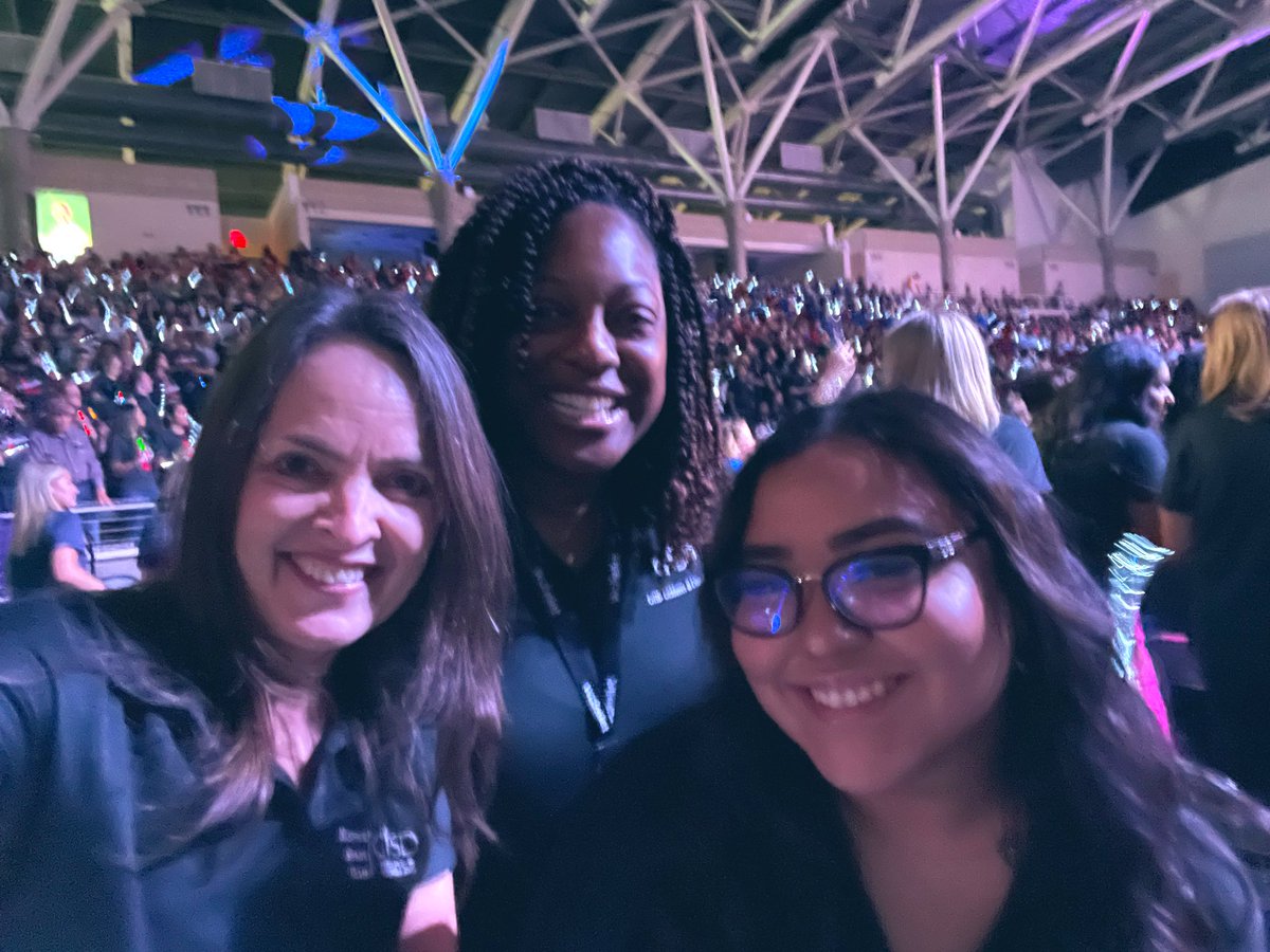Dr. Lisa Olsen (@lisarolsen) on Twitter photo Convocation ‘23- Family+ Work family #BeTheMagic !@gisdnews <a href="/JillianConry/">Jillian Marie Conry</a> <a href="/GISD4EBs/">GISD Multilingual Programs</a> <a href="/gisdcounseling/">GISD Guidance and Counseling</a> Convocation ‘23- Family+ Work family #BeTheMagic !@gisdnews <a href="/JillianConry/">Jillian Marie Conry</a> <a href="/GISD4EBs/">GISD Multilingual Programs</a> <a href="/gisdcounseling/">GISD Guidance and Counseling</a>