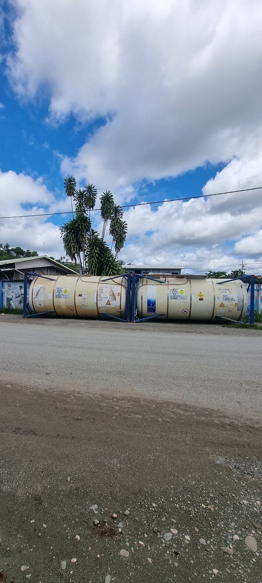 I'm enraged after learning that  ammonium nitrate caused the Beirut explosion in 2020.  We have them sitting in a public place next to a school in the middle of Honiara. I don't care if the cylinders are empty! Authorities ACT NOW! @TavuliNews @idsol23