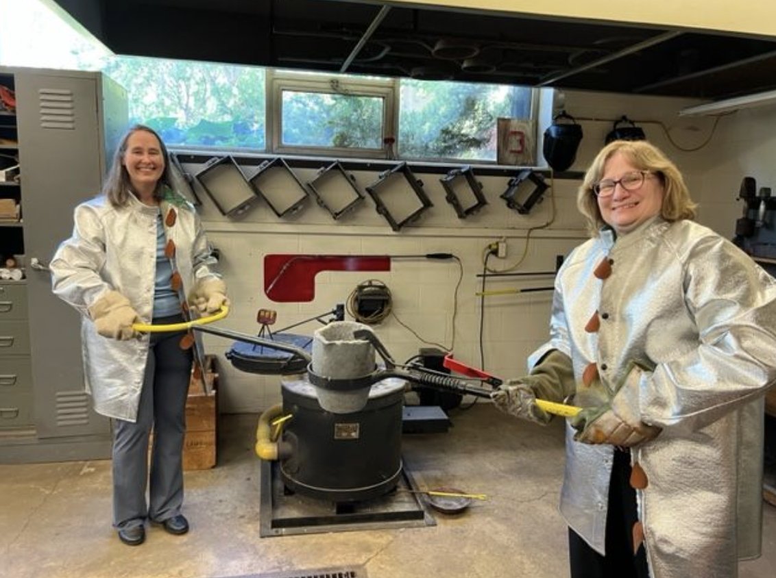 AmerCuttingEdge's tweet image. What could we possibly be up to with our newest partners in #Minnesota, St. Cloud State University and University of St. Thomas School of Engineering? Exciting opportunities, fascinating capabilities are on the horizon! #BeACE #manufacturing #CNC AmericasCuttingEdge.org