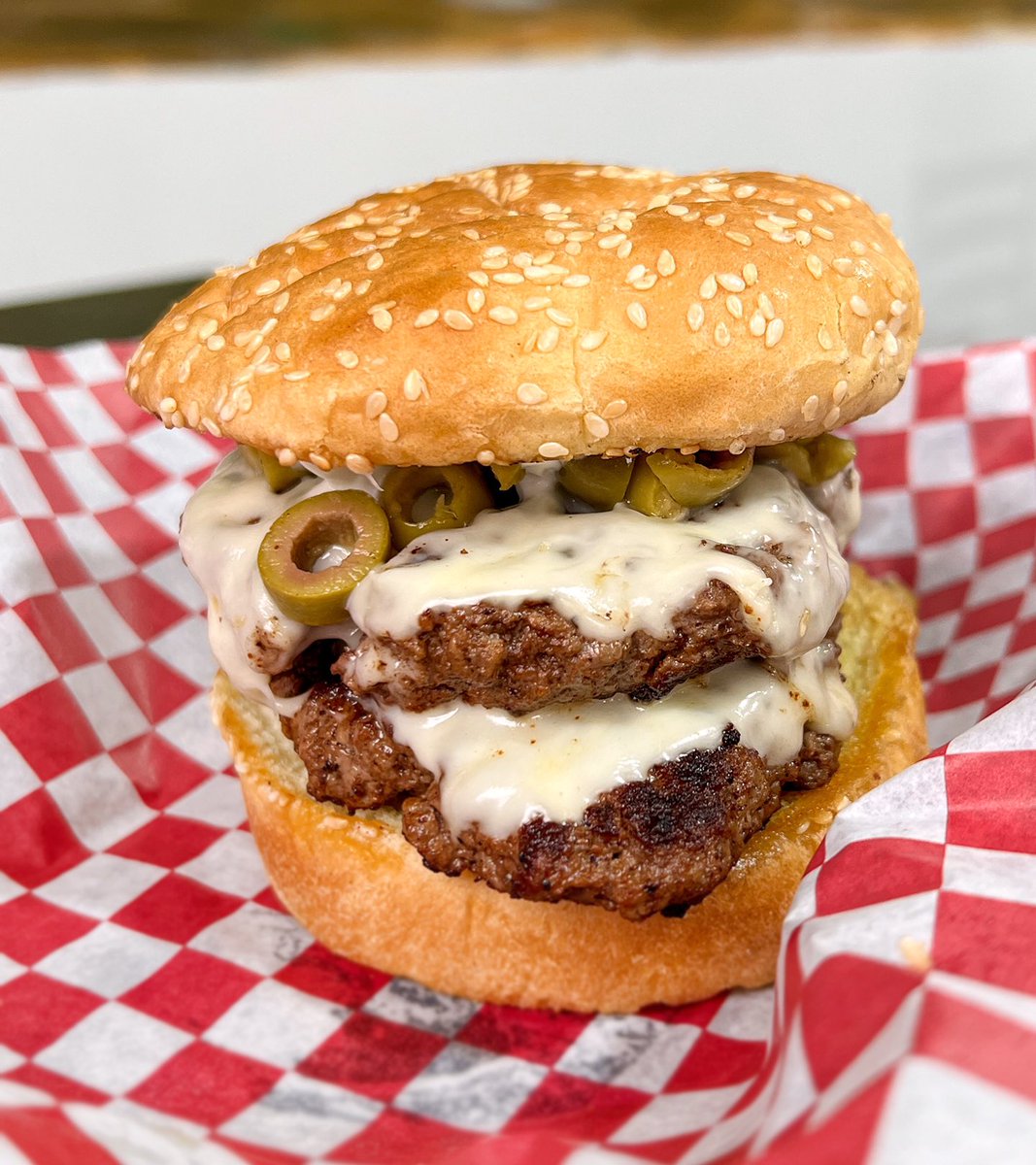 Michigan Chews & Brews tweet media