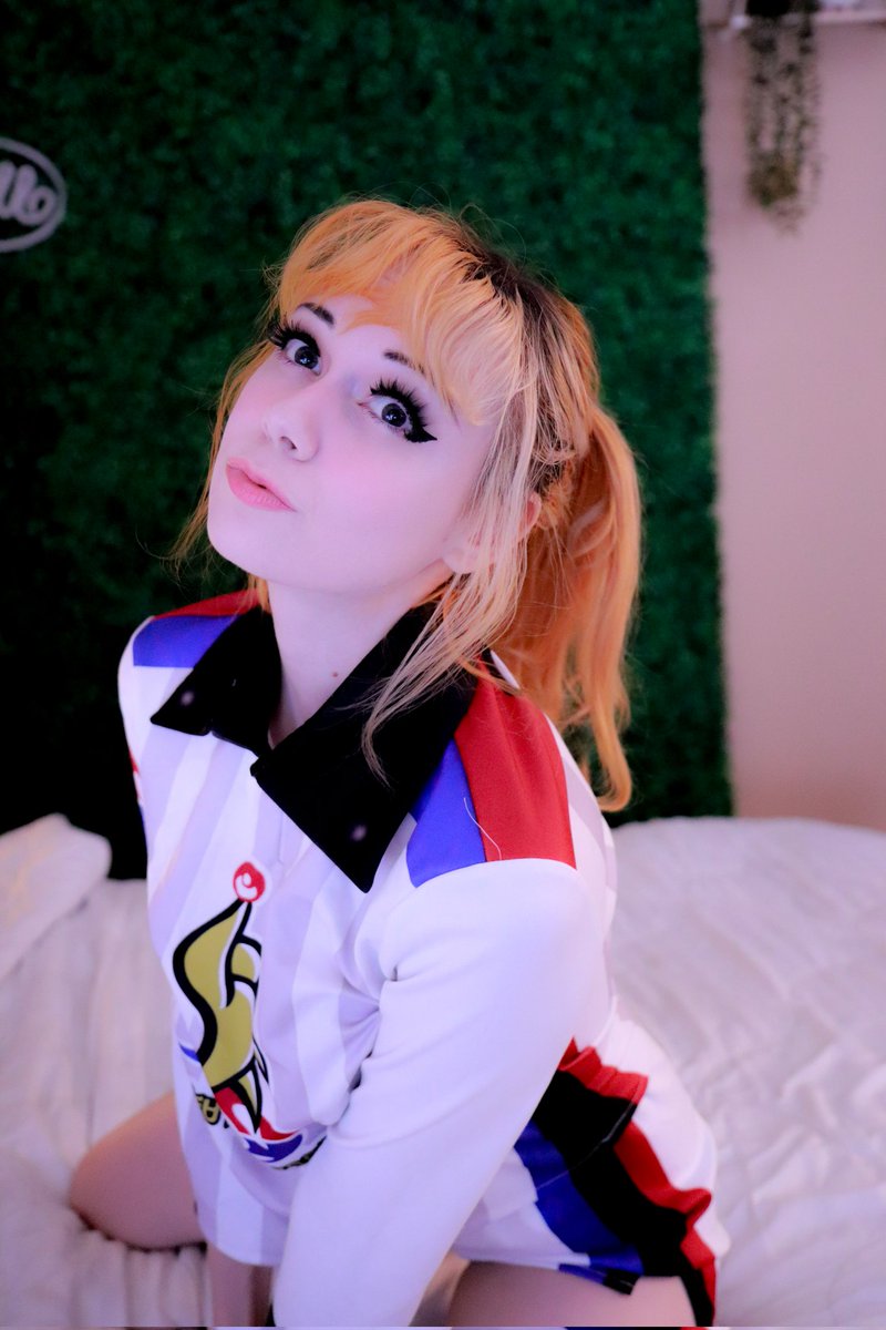 ✨ Runesy ✨🌟Lady With Many Personas🌟 tweet media