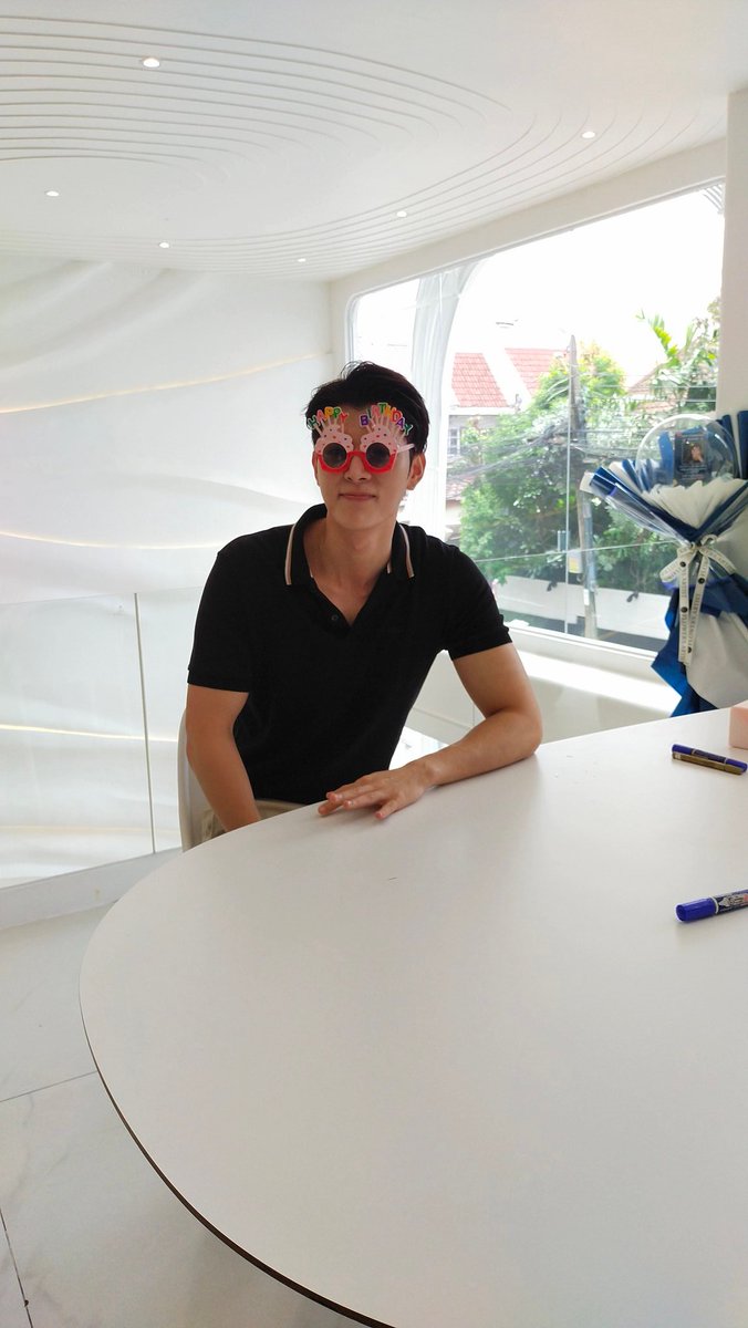 ดีใจที่ได้รู้จักและพบเจอ! ขอให้เจอสิ่งที่ดีและมีความสุขนะค่ะ🎂🎂#HBD28THGXXOD
#ก็อตอิทธิพัทธ์