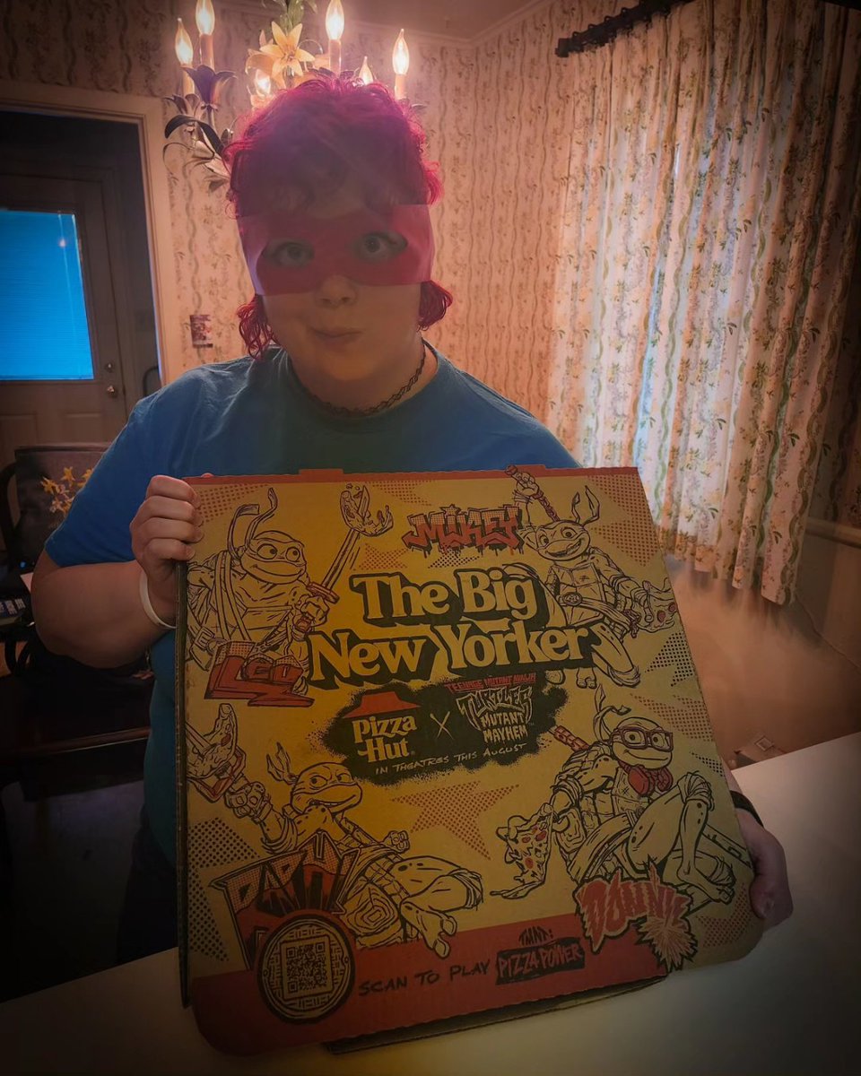 GeekDevotions's tweet photo. Prep for the launch of Geek Devotions Season 8!  In the start of this season we are focusing our first month of discussion around how to equip and inspire the next generation! 

#tmnt #teenagemutantninjaturtles #geekdevotions https://t.co/i92Yz9THBn