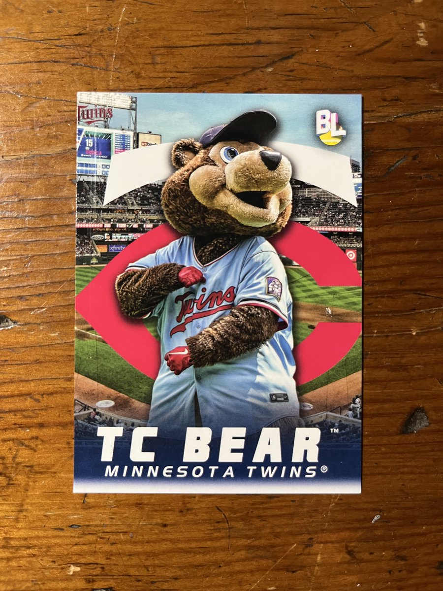 Hang on a second, WeChatters and TikTokkers -- you're telling me this is a man in a bear suit?