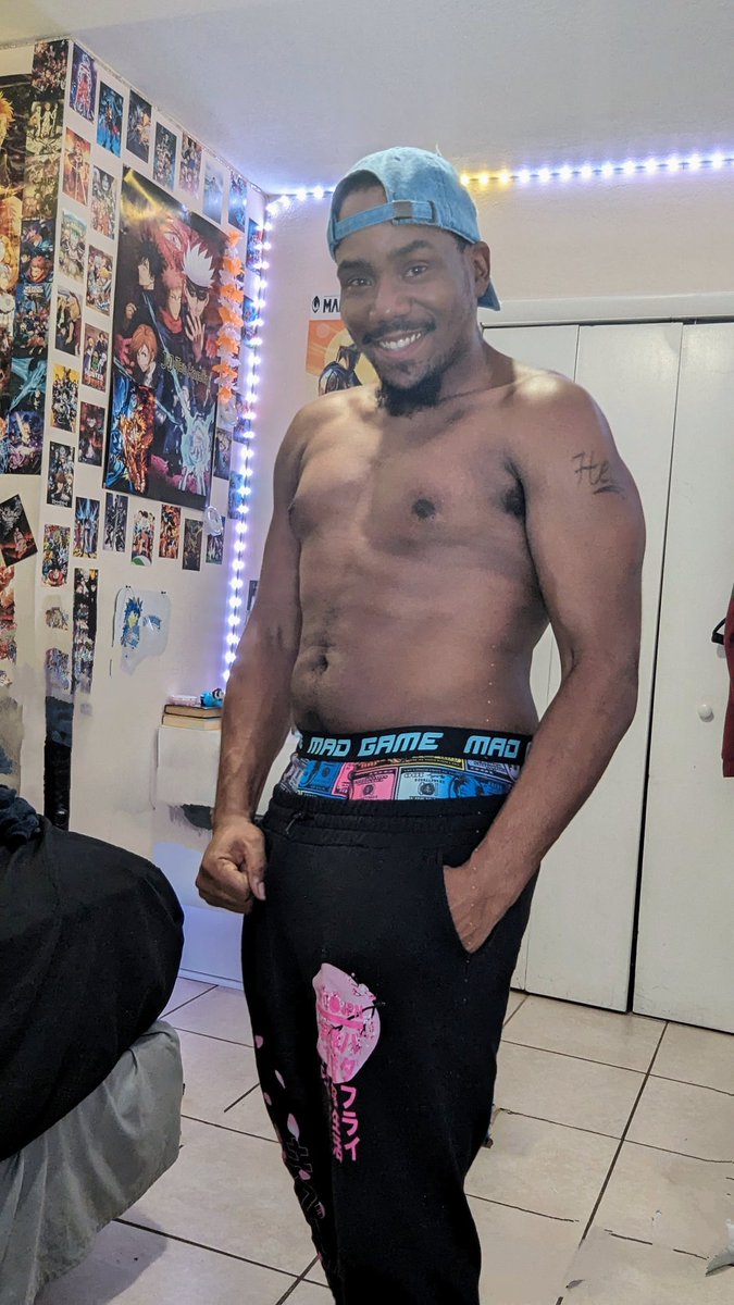 Terrell1254's tweet photo. https://t.co/mw3ptyKGj7