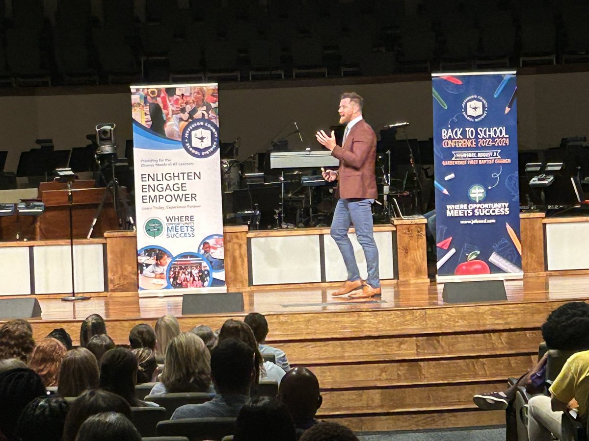 Leslie C Richards, Ed.D tweet media