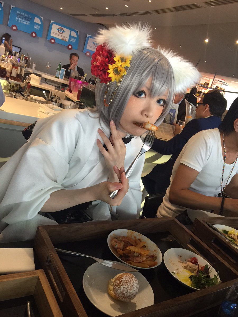 8年前を思い出しにゃがら道草にゃう(ↀωↀ)🌻
8年前は7代目にゃこ式部だったんだにゃ、にゃこにも歴史あり✨
 #みんなの約8年前の写真を見せて 
<a href="/hirosekoudesu/">広瀬コウ･Hirosekou</a>
<a href="/tsunamel/">つなめる(⁠･⁠-･⁠✤)</a>