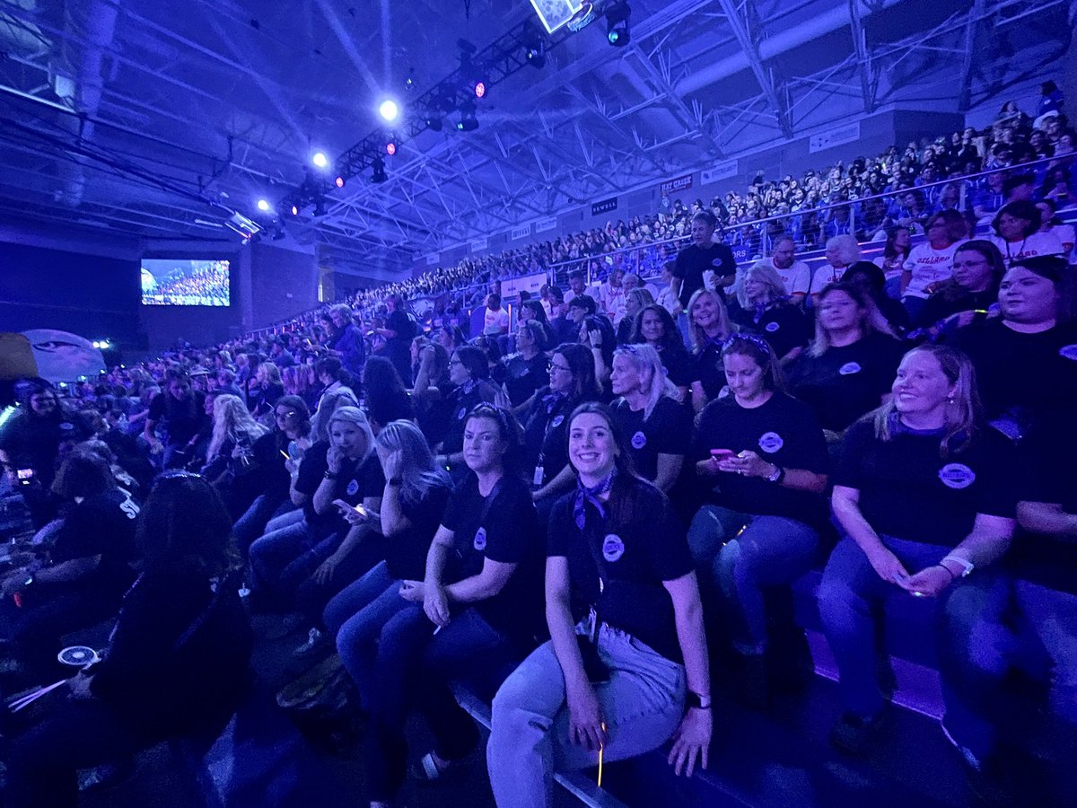 SCIS_APKane's tweet photo. Yesterday we formally kicked off the year at Convocation❣️Always a great way to begin. Today we learned all about our engaging new reading curriculum. Celebrating our incredible educators! We are just giving them new tools. #allenela  #instructionalcoaching https://t.co/NumOyv3pAd