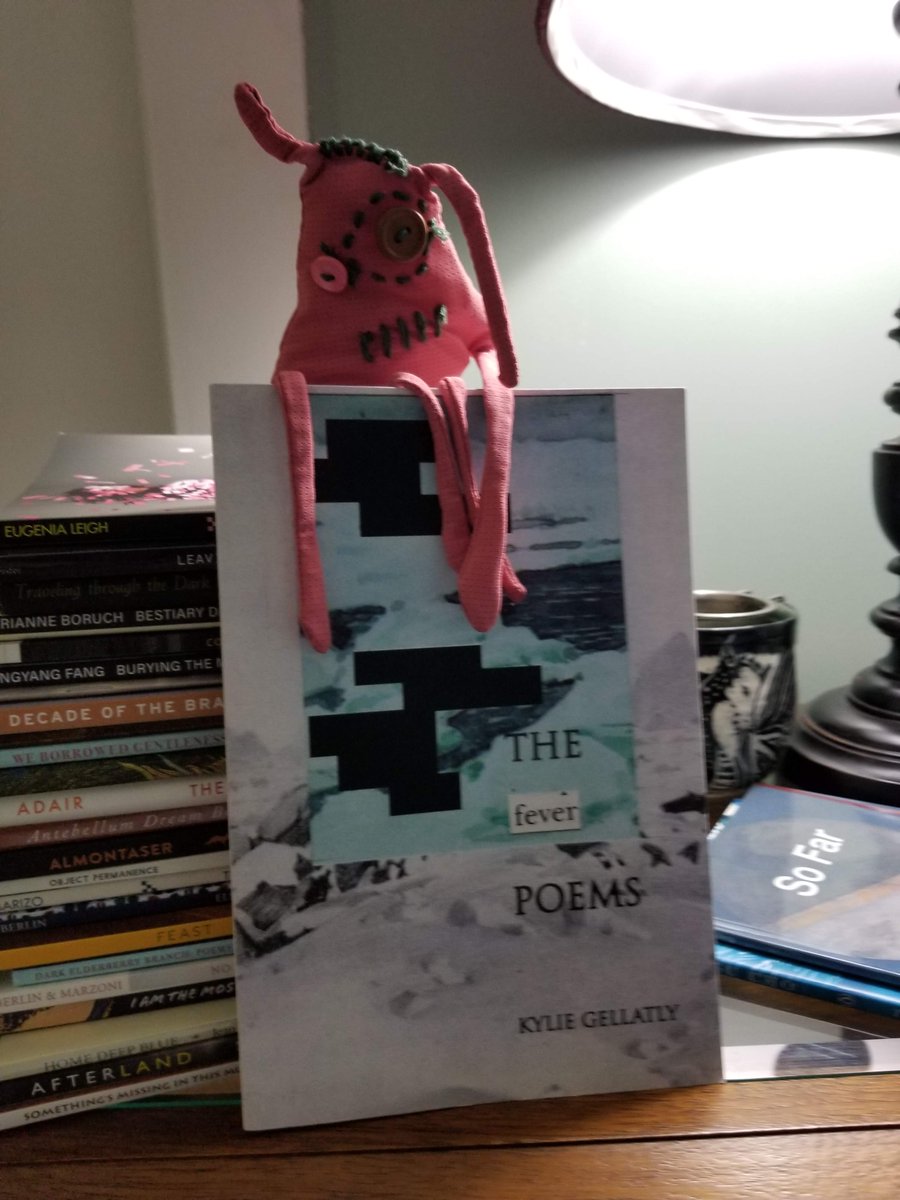 susanmariescavo's tweet photo. The Sealey Challenge Day 3.
The Fever Poems by Kylie Gellatly
oh.
"but it is in this
way that we
island ourselves"
@kyliegolightly @thesealeychallenge
#thesealeychallenge #theSealeyChallenge2023
#finishinglinepress https://t.co/uBf5CdreTk