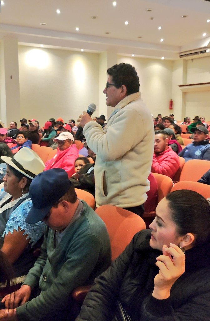 Mercados_Cuenca's tweet photo. 💪Cuenca, más ordenada y segura.

Esta mañana socializamos el proyecto de "Reubicación para Comerciantes Autónomos" ubicados en el circuito 9 de Octubre

👉Dignificar su trabajo y dotar con  espacios seguros es una prioridad. 

@czamoramatute 
@DiegoCedilloA https://t.co/HRRC4JVNXu