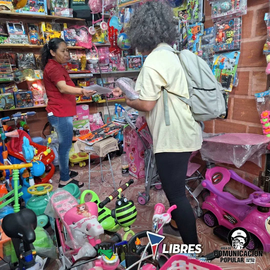 LDSJujuy's tweet photo. 📢Hoy, junto a Mumalá, el Merendero Feliz y el Área de Comunicación, recorrimos la ciudad compartiendo las ideas de JESÚS ESCOBAR y MARIANELLA LEZAMA HID
¡Trabajemos juntos por un país mejor y más justo!
#Volanteada #Mumalá #JesúsEscobar #MarianellaLezamaHid #CambioPositivo https://t.co/vR7ISgxfLm