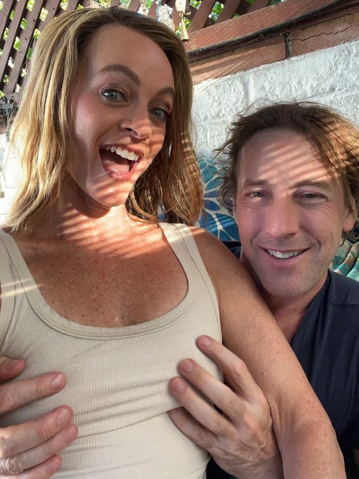 Back again! Find us on Chaturbate. https://t.co/blQCjrivwz<a href="/tag/mvsales"class="tags"><span>#mvsales</span></a>