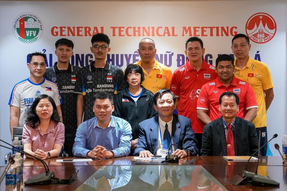 volleytrails's tweet photo. It’s Match Day!
5PM 🇮🇩 Indonesia vs 🇹🇭 Thailand
8PM 🇵🇭 Philippines vs 🇻🇳 Vietnam
#SEAVLeague 📸 AVC https://t.co/zgeeehWVX4