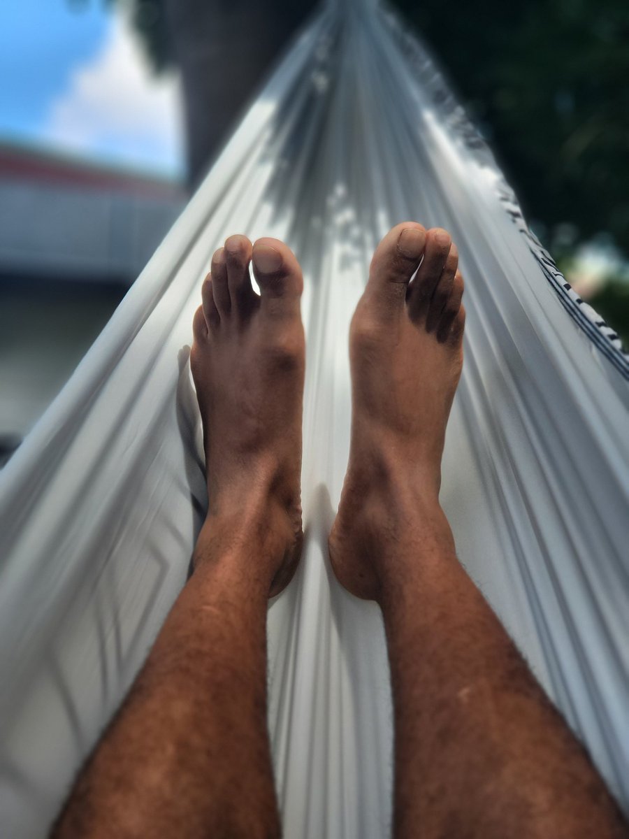 sirnutsalot21's tweet photo. How a king relaxes while you work for my money. DMs open, I'm relaxing all day. Open those cash cunts & let's #drain
#findom #findomfeet #fridaydrains #middaydrains #alphafeet #hammock #malefeet #footfetısh #tribute #finsubs #paypigs #FYPM #TMFMS #BNWO https://t.co/AaBwgce2Yi