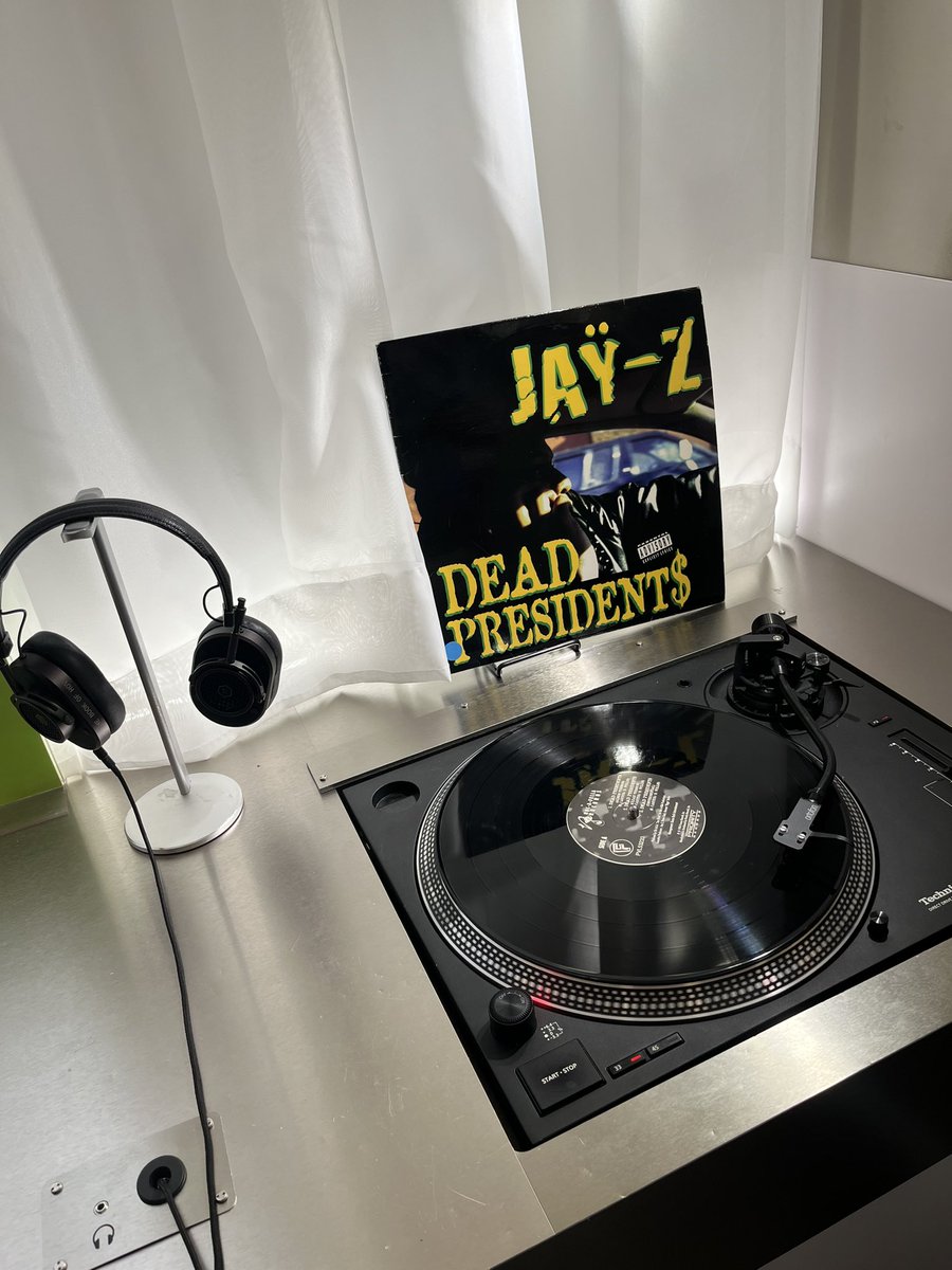 Dijahmundo's tweet photo. Hov exhibit in Brooklyn #brooklyn #hov #brooklynlibrary #JayZ https://t.co/yrKnnorvgv