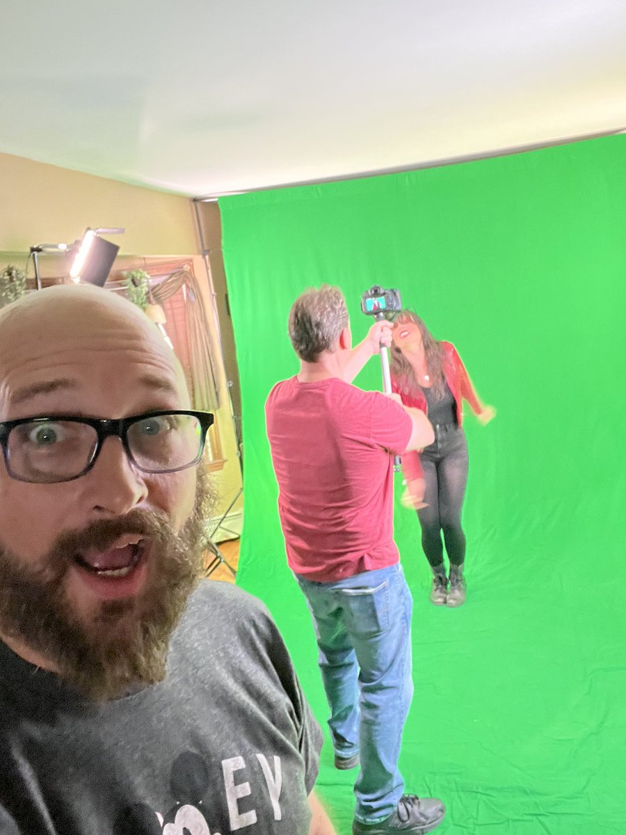 A little fun with my friends <a href="/BadMaryBand/">Bad Mary</a> <a href="/BadMaryMac/">Amanda Mac</a> Tom Gould, Chris, Mike and Ben. 
Music video shoot! <a href="/imperfectjoe/">Joe Kane</a>