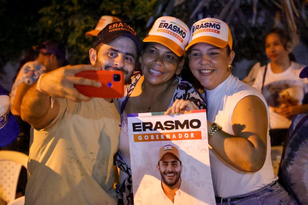 ErasmoZB's tweet photo. Más amigos del barrio La Julia se unen a #CórdobaPr1mero🫶🏻

Qué alegría saludarlos y contarles las propuestas que tenemos para Montería, especialmente en generación de empleo, una de las peticiones que más escuchamos en los recorridos que hacemos por los barrios. https://t.co/tG0fbVdI5F