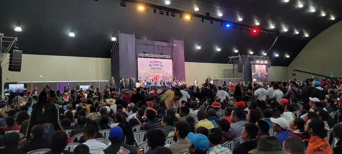 ForumCivLAC's tweet photo. Acompañamos con entusiasmo el inicio de este espacio de participación de la sociedad civil colombiana e internacional, en la construcción de una paz total #dialogosElN https://t.co/kkGRbKq3bO
