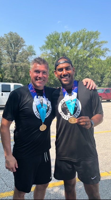 CFL_Alumni's tweet photo. Congratulations to CFL Alumnus Spencer Moore and Sandy Beveridge on their Gold Medal at the World Police and Fire Games!
#cfl #cflaa #football @SandyBev19 @spencermoore80 https://t.co/RYEWZEg2nm
