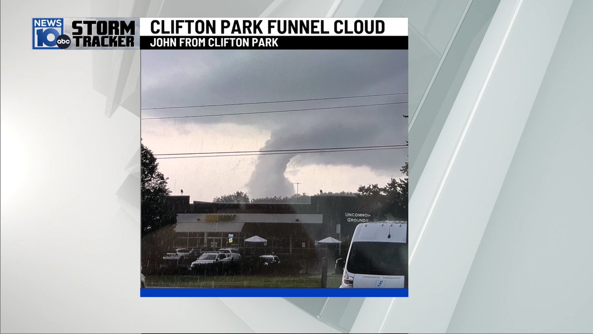 SteveCaporizzo's tweet photo. The Severe T'storm that went through Clifton Park between 330 and 350pm produced some minor damage....tremendous lightning.  And a Funnel Cloud(340pm)
This is a picture of the funnel as seen by John just east of Exit 9 at Clifton Park looking over to the west of the Subway. https://t.co/XIfWG7rGVk