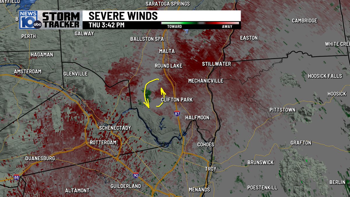 SteveCaporizzo's tweet photo. The Severe T'storm that went through Clifton Park between 330 and 350pm produced some minor damage....tremendous lightning.  And a Funnel Cloud(340pm)
This is a picture of the funnel as seen by John just east of Exit 9 at Clifton Park looking over to the west of the Subway. https://t.co/XIfWG7rGVk