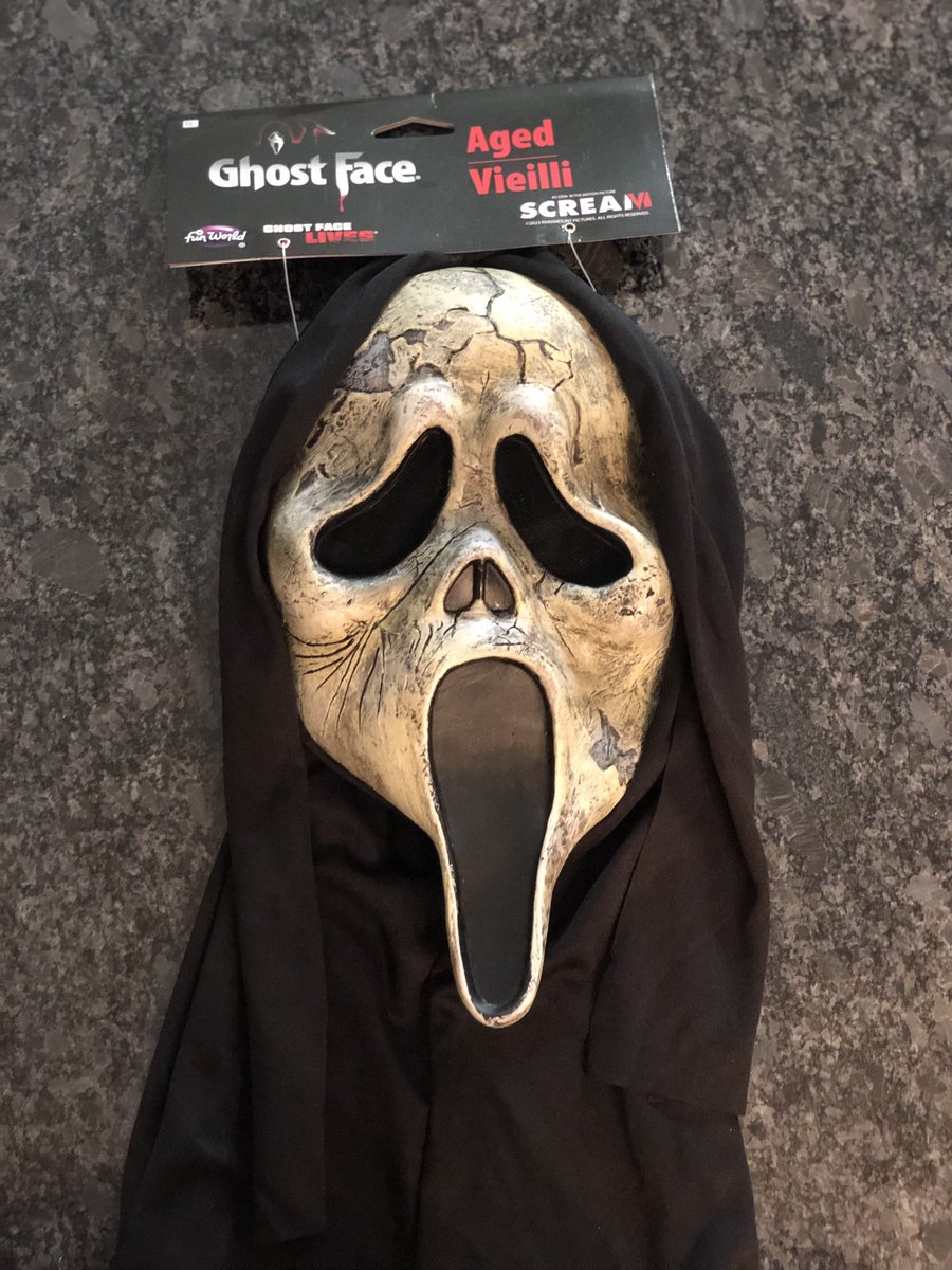TheLastToyStore's tweet image. For everyone wondering what the NEW, Ghost Face ®️ Aged Masks look like in person…here they are!! 🤩 

👉🏼 thelasttoystore.com/ghost-face-age…

#ghostface #scream #funworld #masks #horrormovies #ghostfacelives @RJTorbert