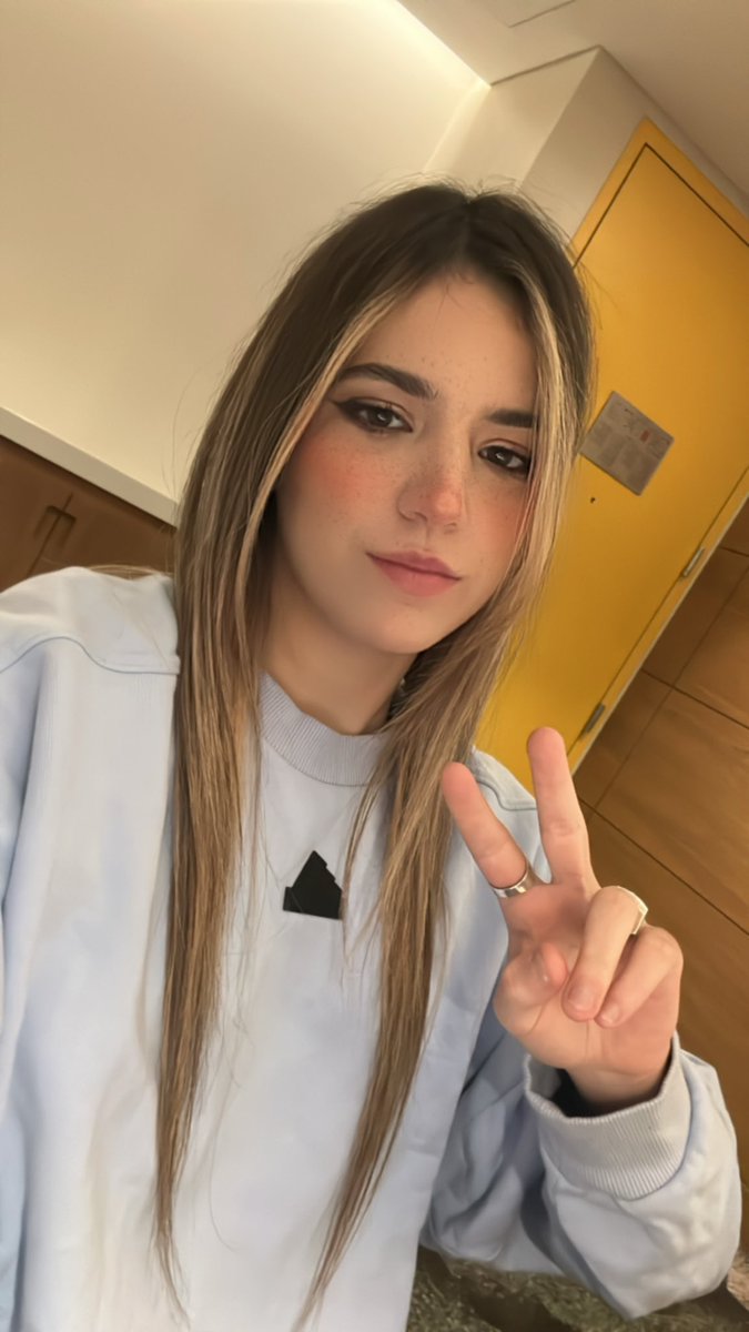 samyriveratv's tweet photo. ola ya prendi https://t.co/oUSpTRbupt https://t.co/csVCppJKyE