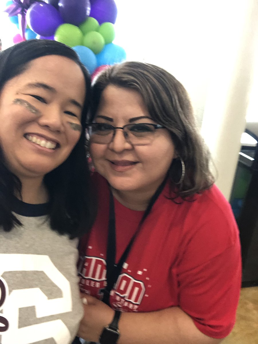 Garland ISD Convocation is the best with friends!! ❤️ #TheGISDEffect @ChavezGISD @Shugart_Sheriff @MsAugsteen #GISDPreK @ChasityDBass