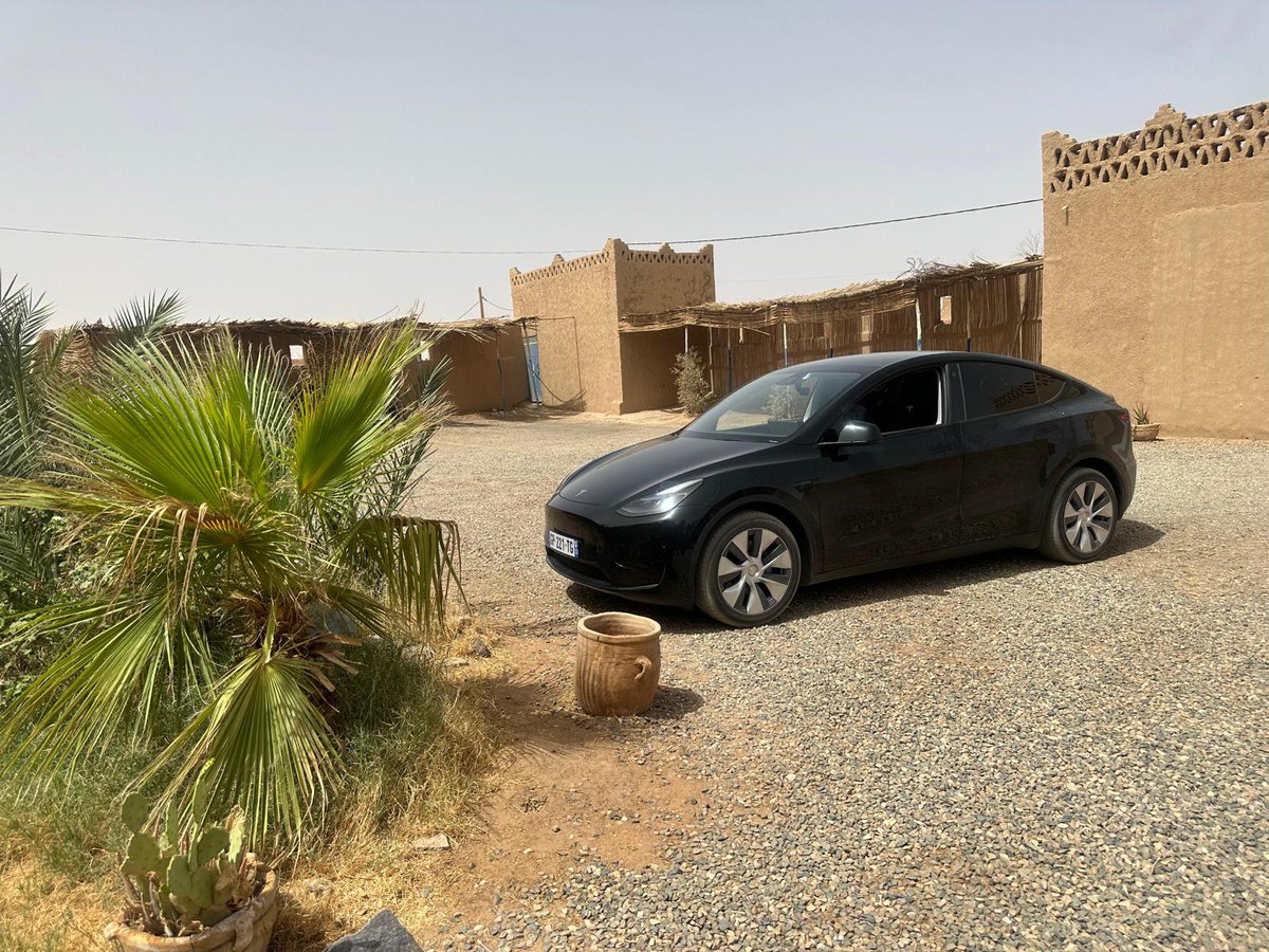 khalilamar's tweet photo. @gaminfr59 @TeslaStars @EstherKokkelman @teslaeurope 
#TeslaSummer in Morocco https://t.co/6Rc35koIxv