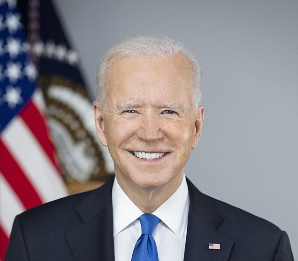 IanJaeger29's tweet photo. Who else agrees Joe Biden should be impeached? 🙋🏻‍♂️ https://t.co/EFYWEYq2zk