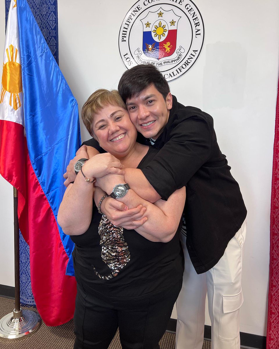 walang nagbago noon at ngayon. ❤️❤️
<a href="/aldenrichards02/">Alden Richards</a> 
#AldenRichards