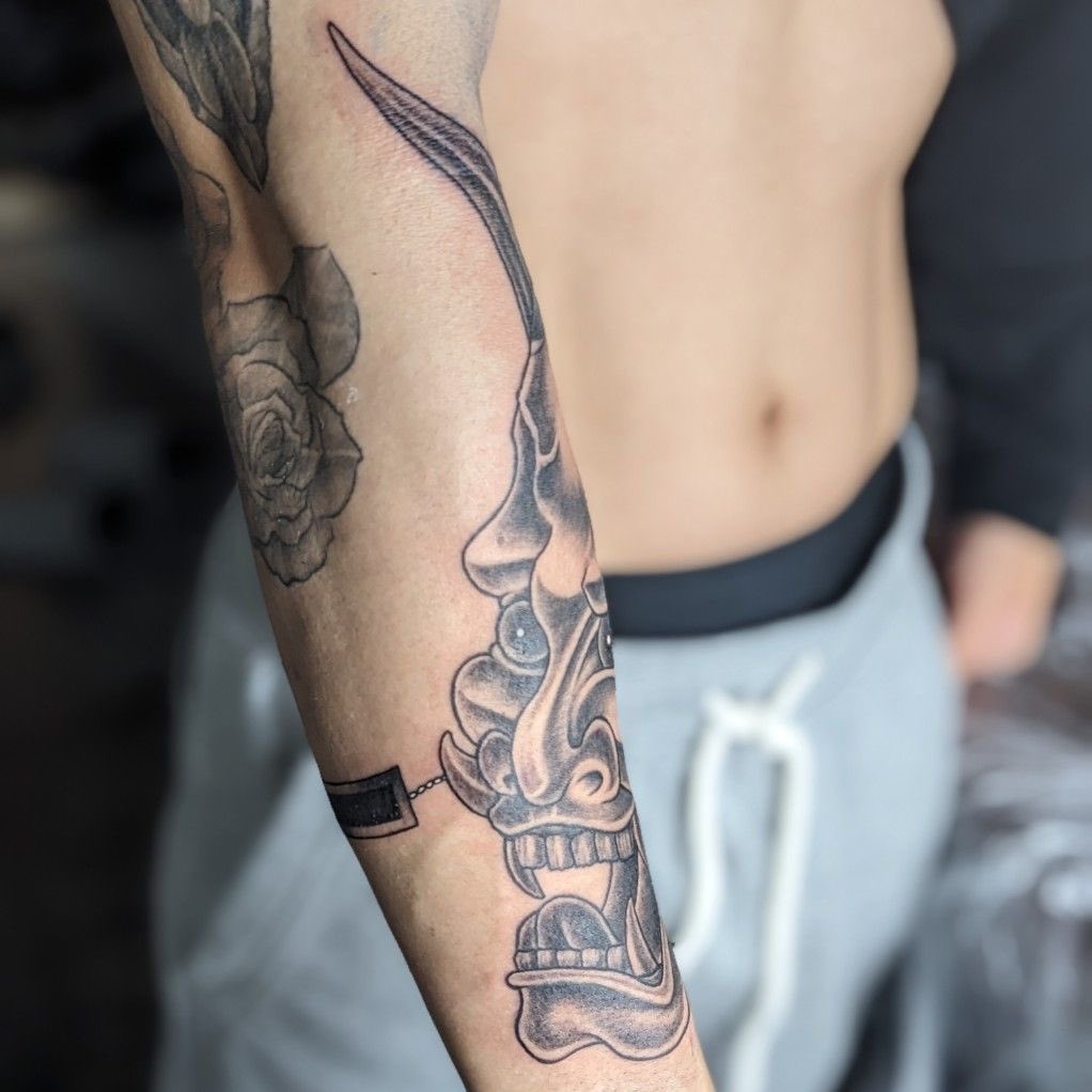LunarOrbit's tweet photo. 静空-shizuku-🪐7月施術分まとめ✏️

work by 静空-shizuku-

#タトゥー #tattoo #刺青 #大阪 #大阪タトゥースタジオ #東大阪 #般若 #和彫り #鬼 #花札 #和風 #ブラックアンドグレー #blackandgray https://t.co/kzdXsktBV8