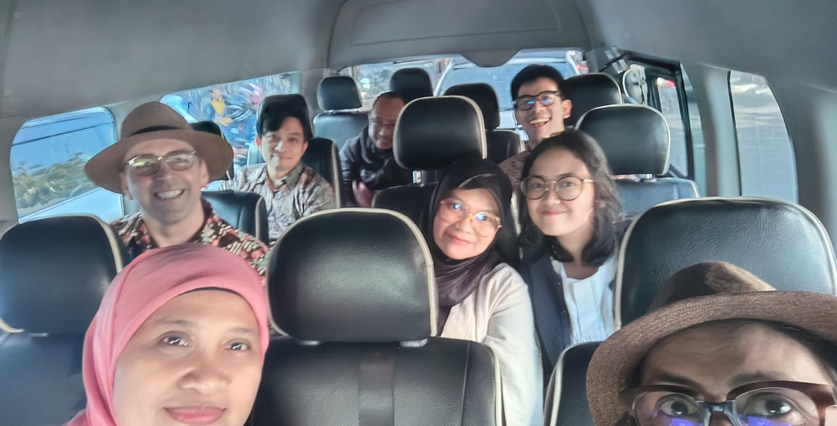 Such a rich day yesterday, and we have our joint-plan sealed. In the bus now to Citali village, Sumedang, West Java, to demonstrate SIP and our digital tool, and to get insights from villagers, before our full implementation in Oct-Nov. Stay tune for more great news from us !!