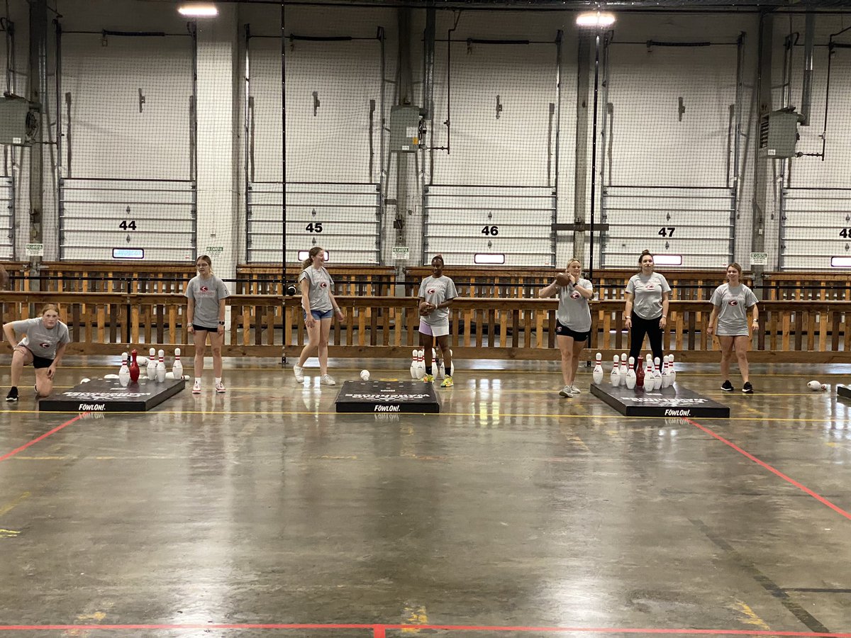 UCCVBall's tweet photo. A well deserved break from 2-A-Day practices for a little team bonding ! Back at it tomorrow at 6am! #UCCVB #Fowling https://t.co/dterXykCqu