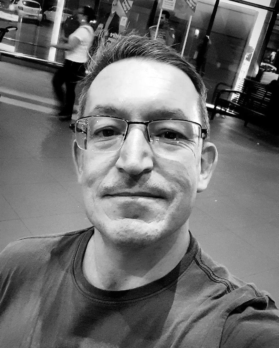 edusilveira76's tweet photo. Boa noite! Partiu Super!
.
#goodnight #goodnightpost #instafoto #instaphoto #compras #supermarket #Super #supermercado #photoofme #boanoite #blackorwhite #passeando #pretoebranco #instaface #eu #photooftheday #curteai https://t.co/yFIARU4khS