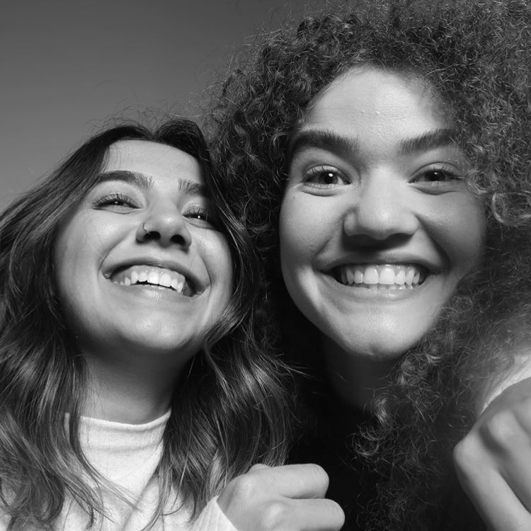 tracklist's tweet image. 5 anos do lançamento de “O Tempo É Agora”, do duo Anavitória 🖤

O disco, que garantiu o Grammy Latino de "Melhor Álbum Pop Contemporâneo em Língua Portuguesa", tem hits como "Porque Eu Te Amo" e "Ai, Amor".