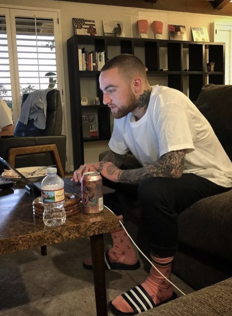 zayyyynah's tweet image. swimming is arguably the most important era in mac's career. one so anticipated &amp;amp; cut so short. i always wonder what more would've came after. i wish you could be here to see all of the plaques &amp;amp; love on this album. you will always deserve it. thank you, mac. 🏊🤍