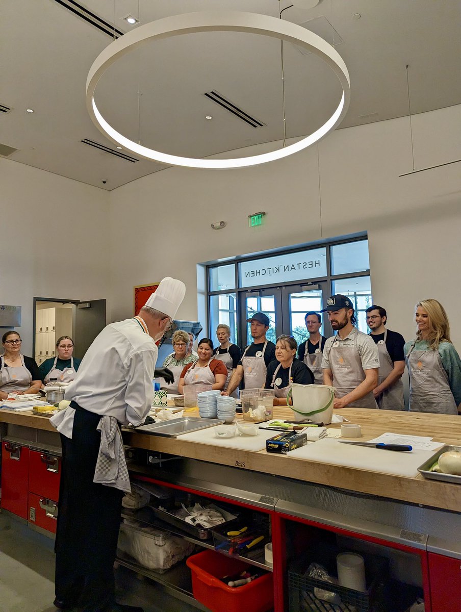 So much fun today cooking in a culinary training at @CIAatCopia alongside <a href="/NancySkinnerCA/">Nancy Skinner</a> and school food service workers from <a href="/SLCUSD/">San Luis Coastal USD</a> and Live Oak USD. 

Through Farm to School, we’re training the next generation of school food service workers and growing the capacity of