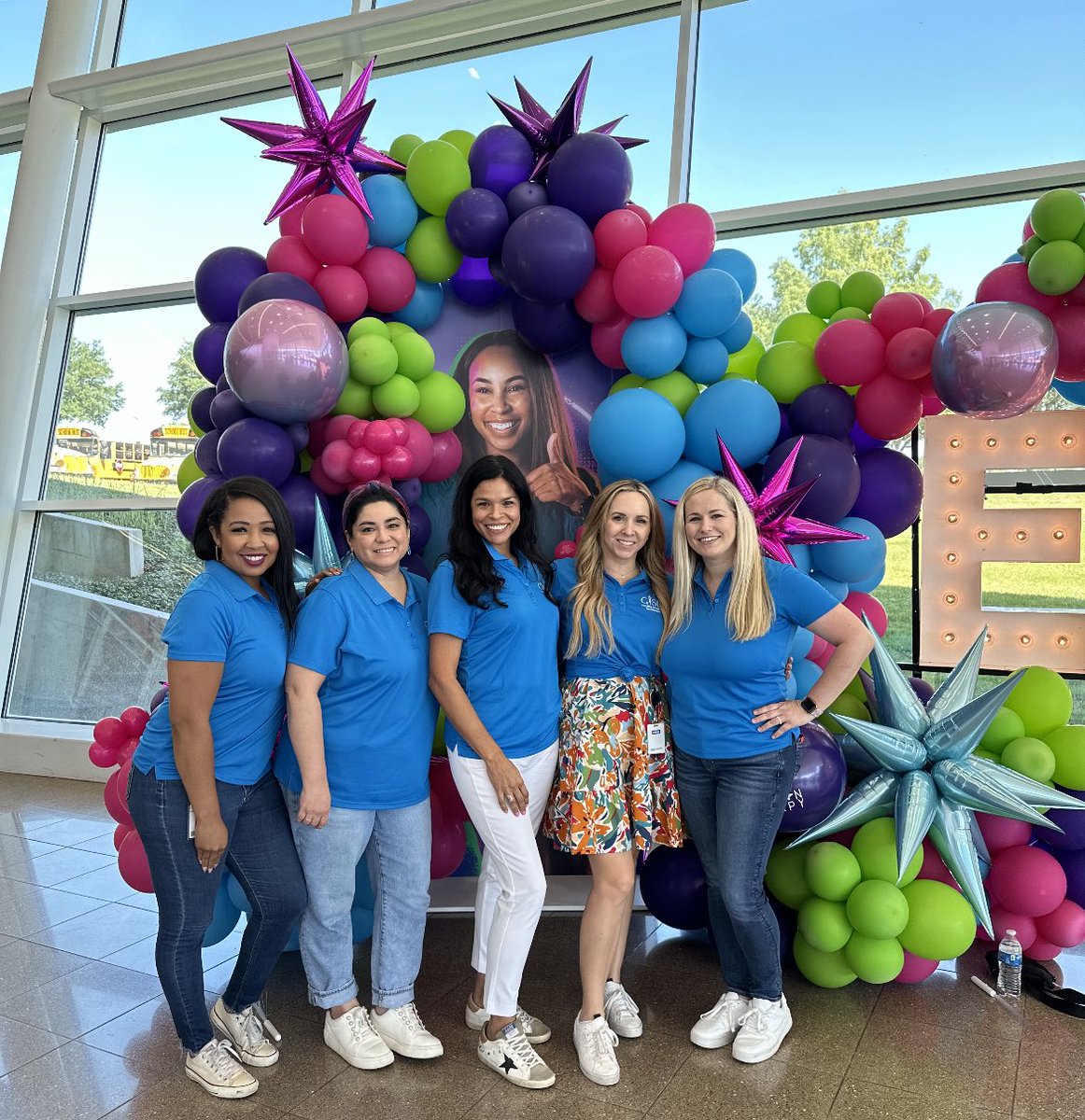 MrsStalnaker's tweet photo. Such a privilege to be a part of this magical team! @GISDTLD @GISDLiteracy https://t.co/ez2egRokDl