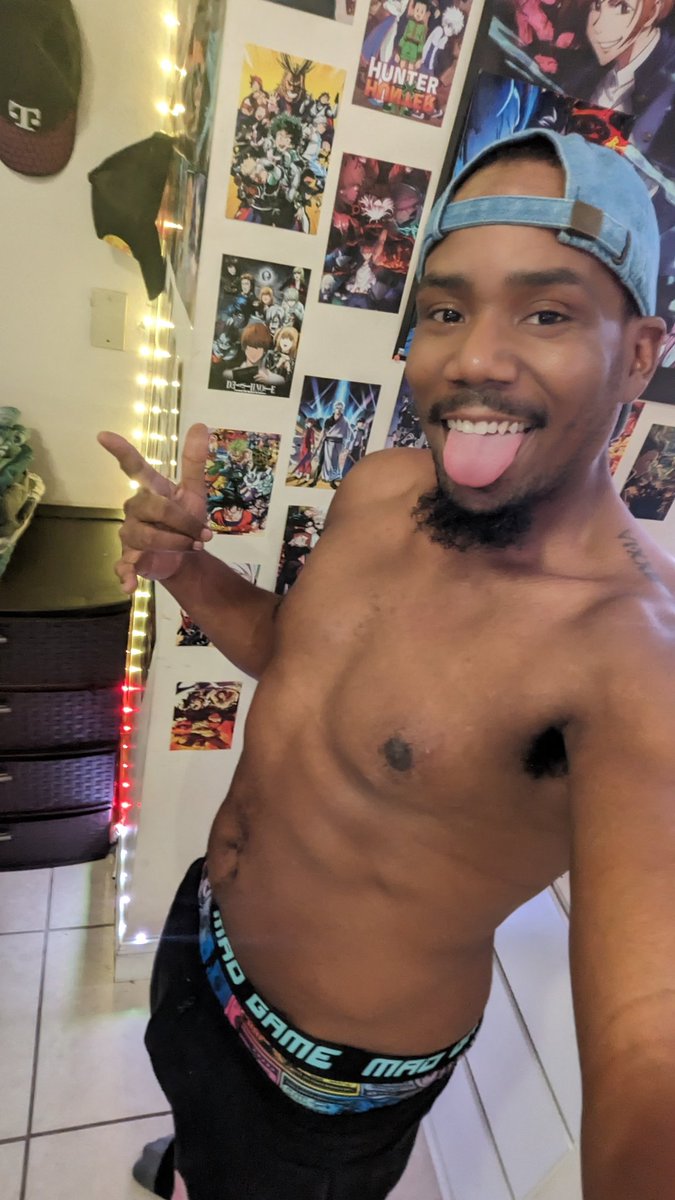 Terrell1254's tweet photo. 😜🤟🏾 https://t.co/idc7qpUWVs