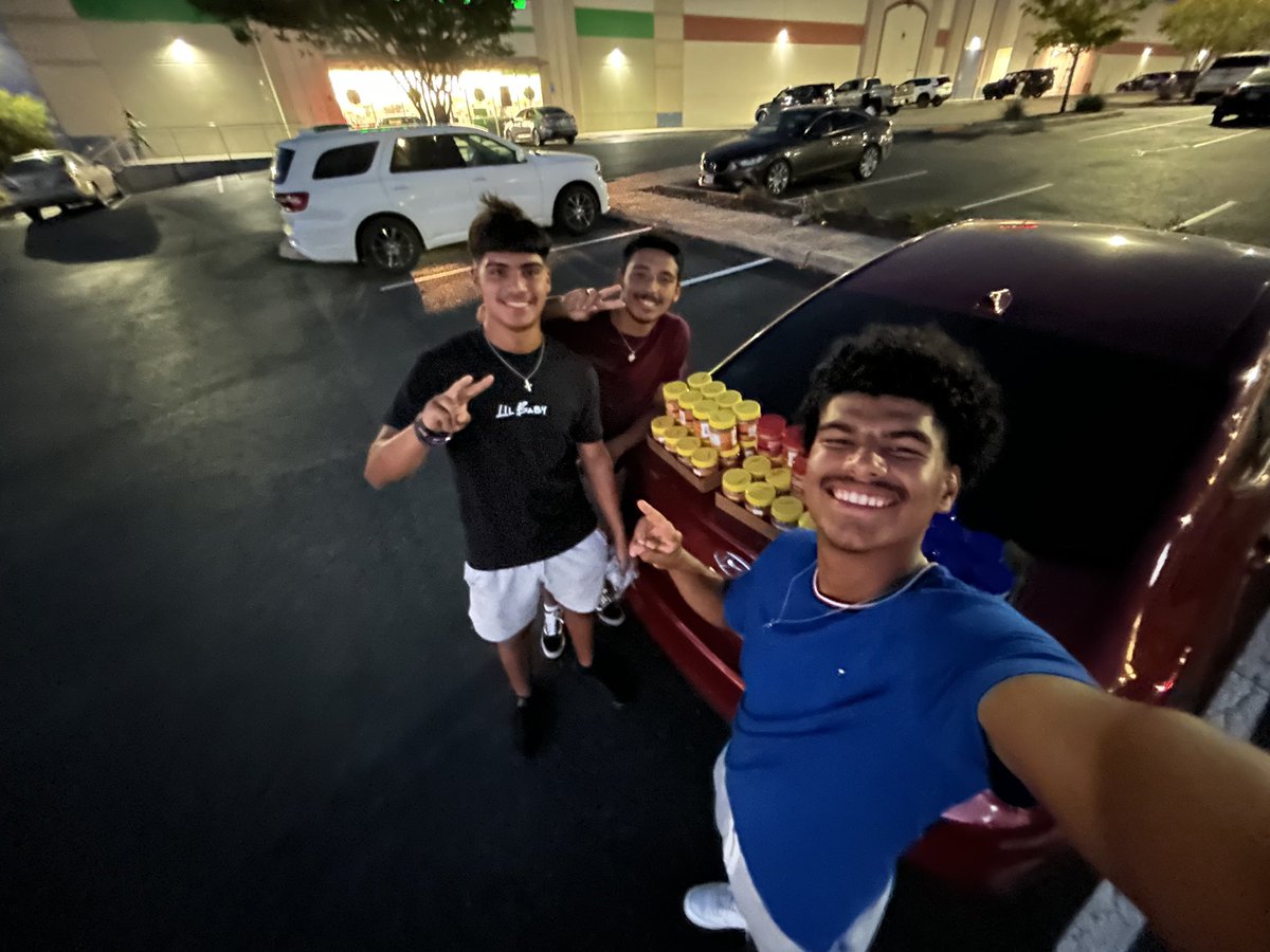 Alfred De Leon tweet media