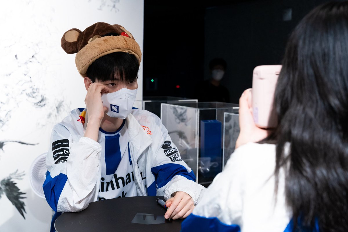 2023 #LCK Summer R2 M17 vs. BRO

One Step Closer

#DRXWIN #PaveTheWay