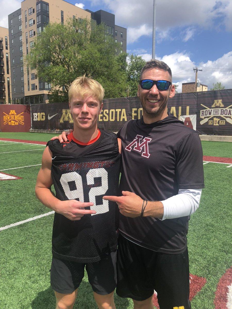 Had a great camp <a href="/GopherFootball/">Minnesota Football</a> P.J  Fleck RTB camp this past weekend. Loved the coaches energy and compassion . <a href="/Coach_Fleck/">P.J. Fleck</a> <a href="/CoachMGSimon/">Matt Simon</a>