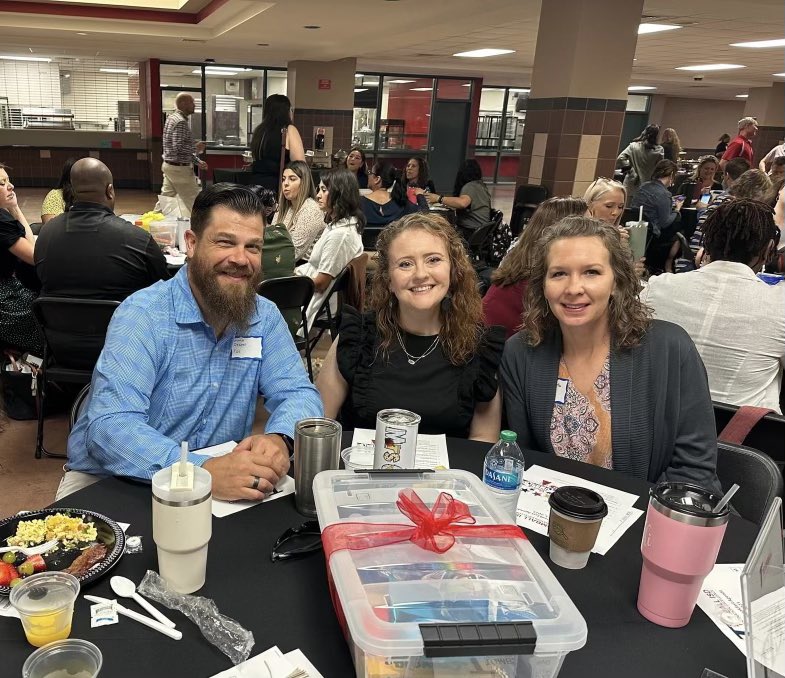 Meagan Neubauer Osgood tweet media