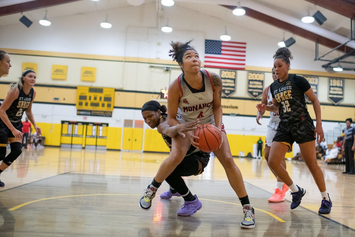 Mexico's leading rebounder is Stasha Carey.

Lucky for us, she's also a Monarch!