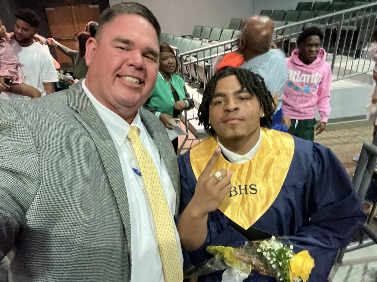 1…..PROUD….Bengal @BlythewoodHigh Congratulations Tykwon!!!! You took responsibility and finished strong… Class of 2023!!! #WeAreBengalNation #LeagueOfOurOwn