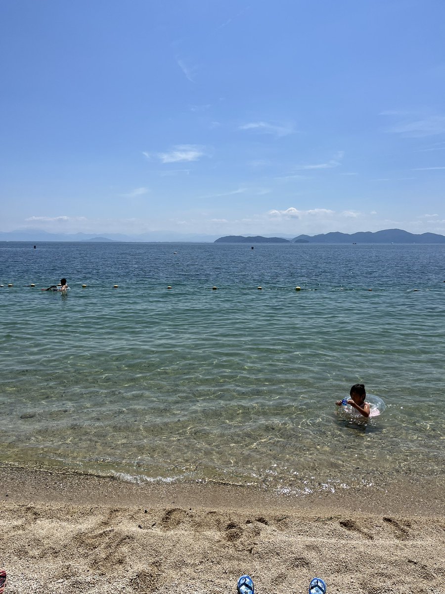 s_v38's tweet photo. びわ湖でワイワイする季節になりましたね🛟 https://t.co/PdCcnll6zI