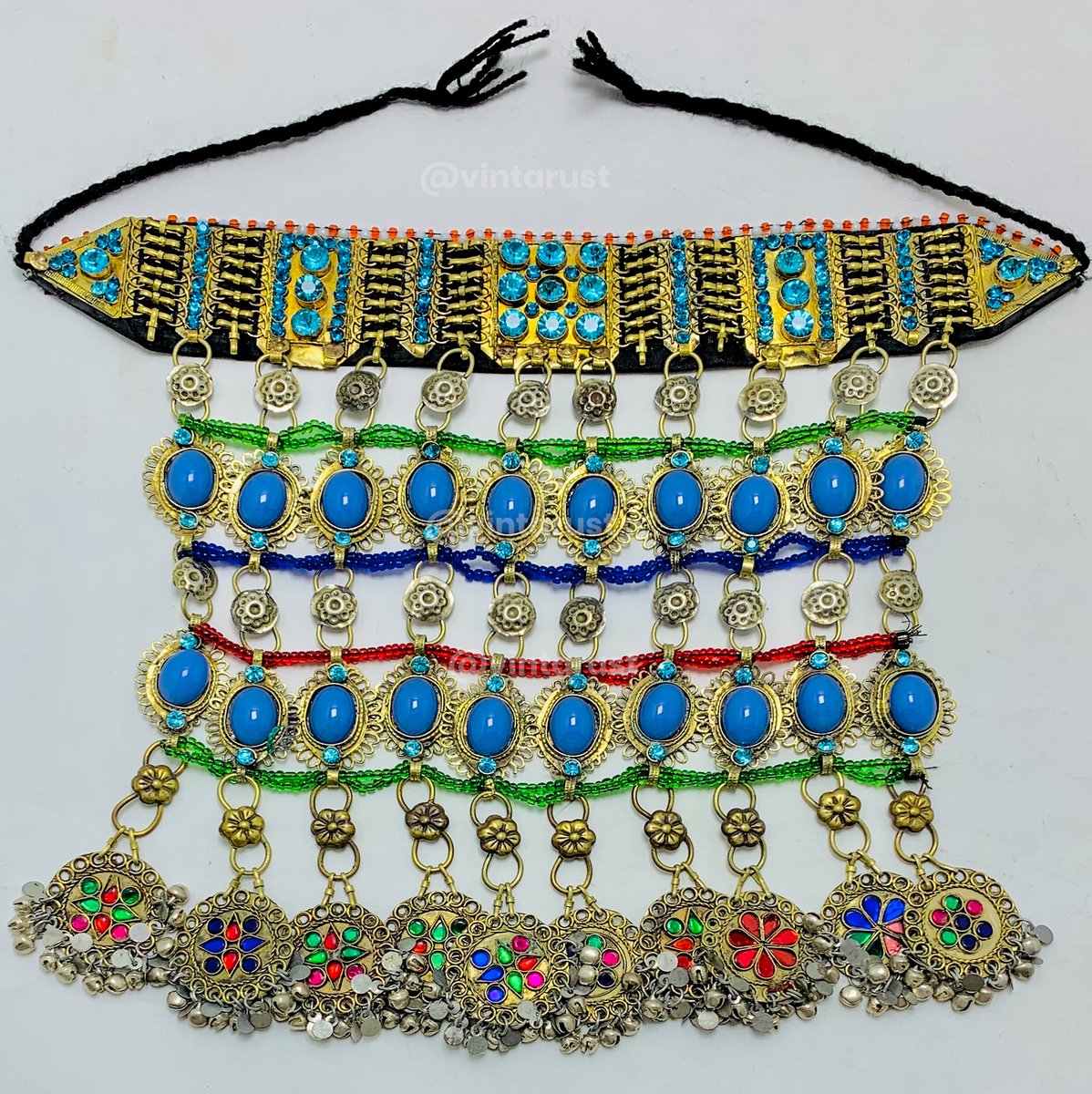 Tribal Oversized Necklace With Dangling Pendants.

Sale Price: $135.20

Shop Now:
buff.ly/44QK34D

#tribalnecklace #oversizednecklace #danglingpendants #multihuedglassstones #vintagecoinpendants #beadsofvariouscolors #lightweightjewelry #statementnecklace #bohostyle