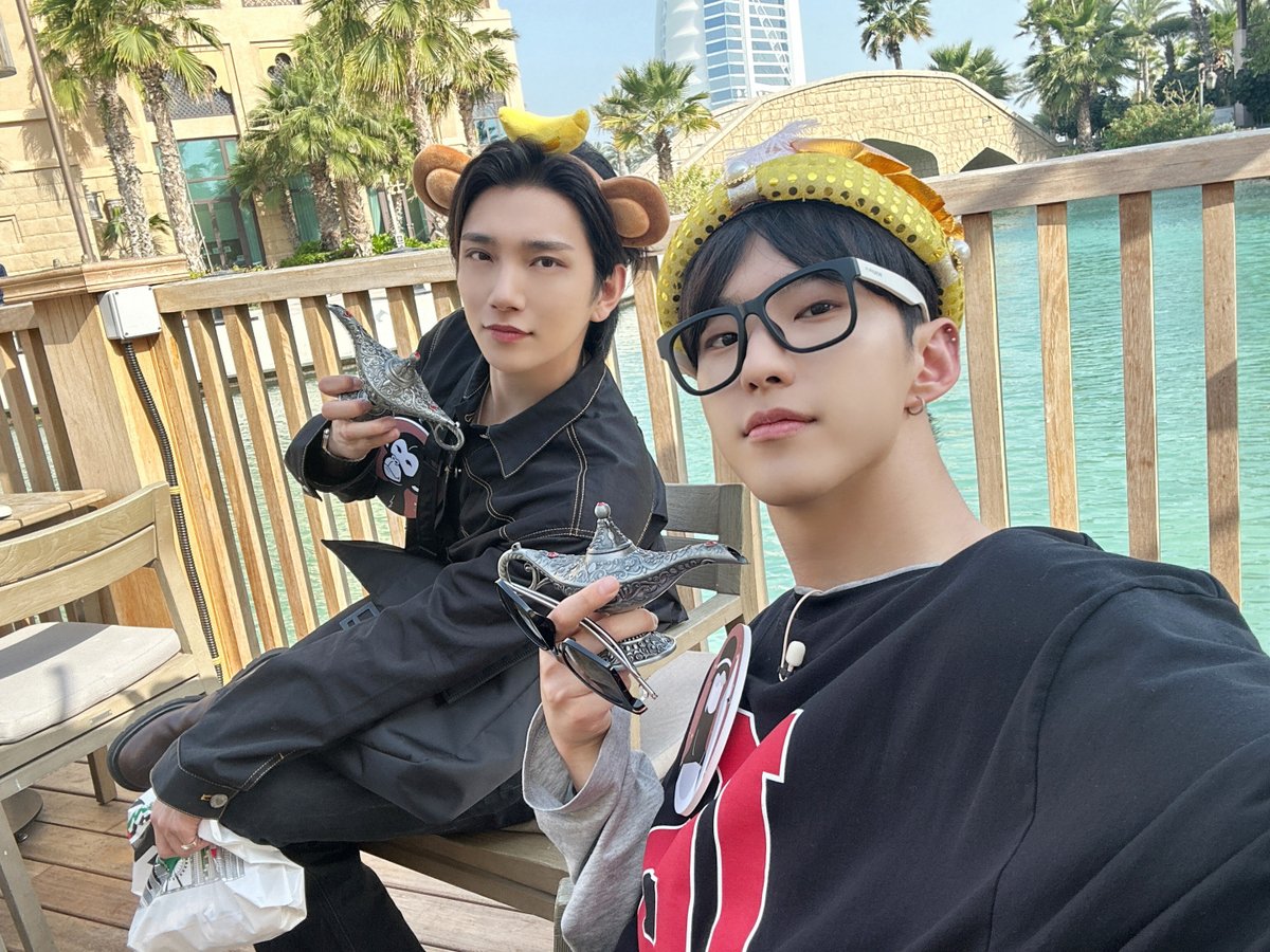 [17'S] #브로앤마블

햄밤즈의 브로 앤 마블이 금요일 4시에 온다면
캐럿들은 월요일부터 행복할 거야…⭐️

팀 시브로의 우승을 기원해요_!🙏

#어차피_우승은_햄밤즈