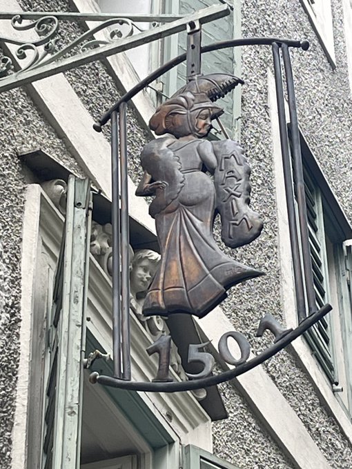 Greetings from Salzburg. This sign is next door to us. Last night two blondes were standing under it<a href="/tag/sexwork"class="tags"><span>#sexwork</span></a><a href="/tag/priviledge"class="tags"><span>#priviledge</span></a>